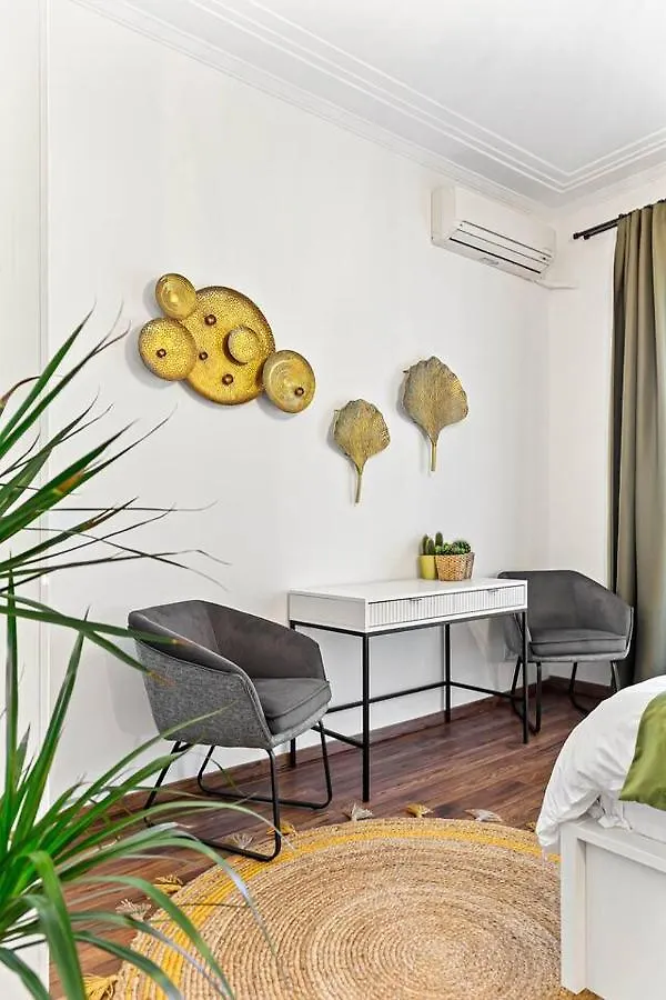 Downtown Jungle Vibes Apartment Bucharest Romania