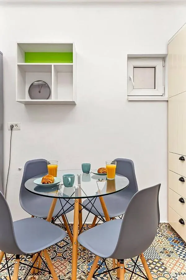 Downtown Jungle Vibes Apartment Bucharest